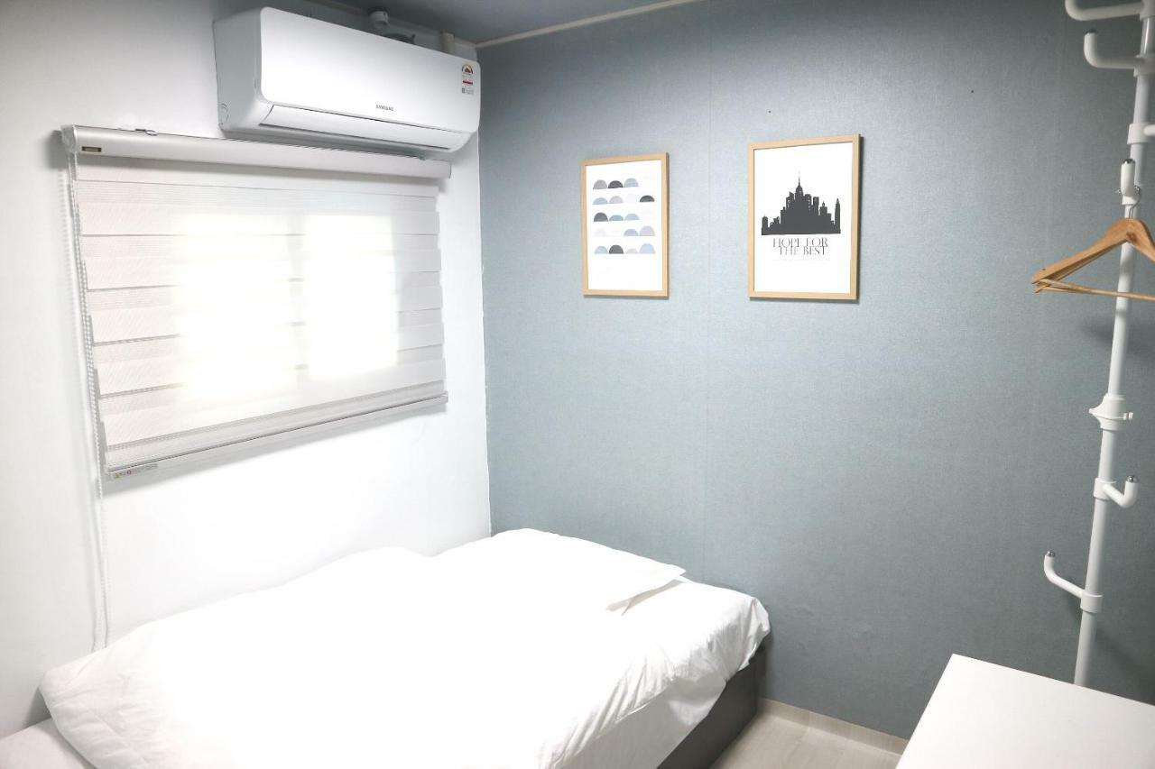 Toy Guesthouse Сеул Екстериор снимка